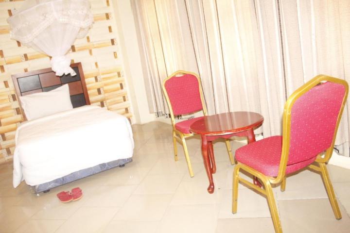 Rwizi View Hotel Mbarara Exteriér fotografie