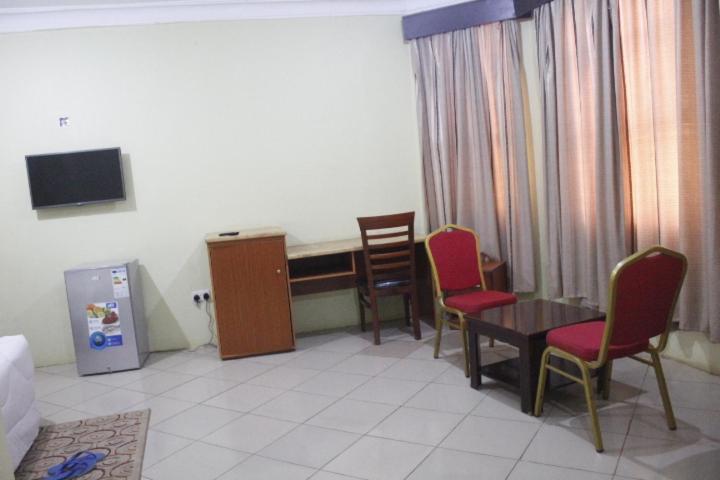 Rwizi View Hotel Mbarara Exteriér fotografie