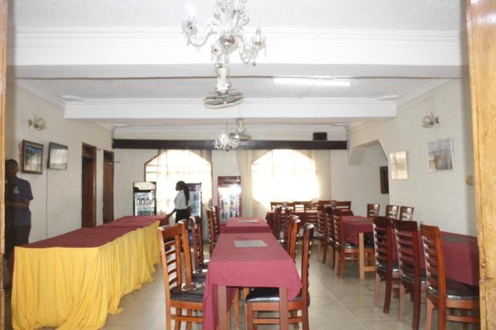 Rwizi View Hotel Mbarara Exteriér fotografie